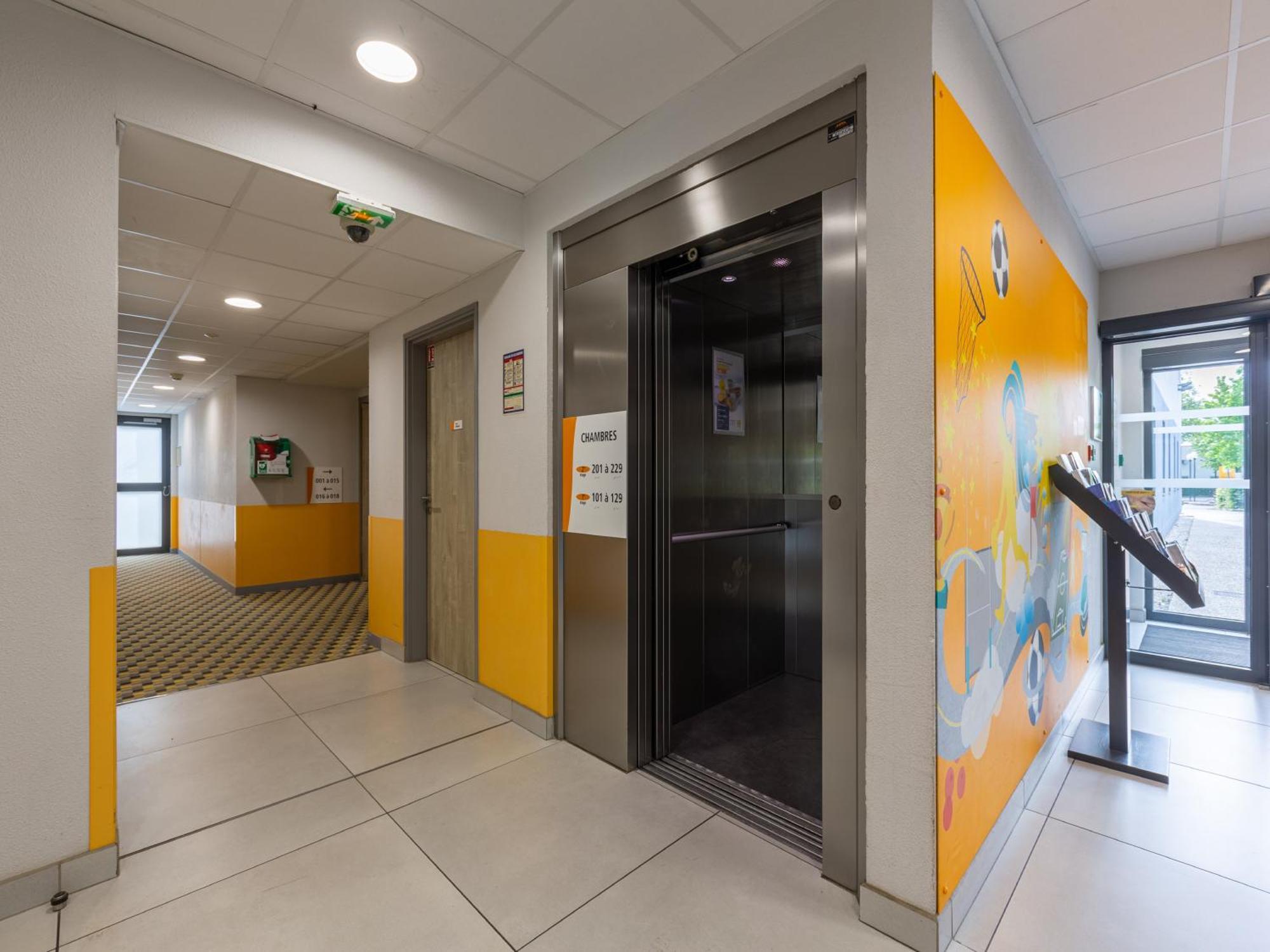 Premiere Classe Chartres Sud - Barjouville Exterior foto